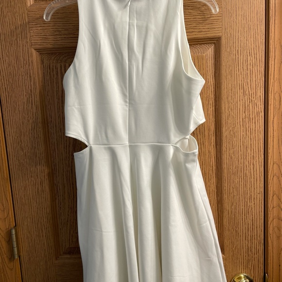 Belogsci white dress size large perfect for graduation - Picture 7 of 14